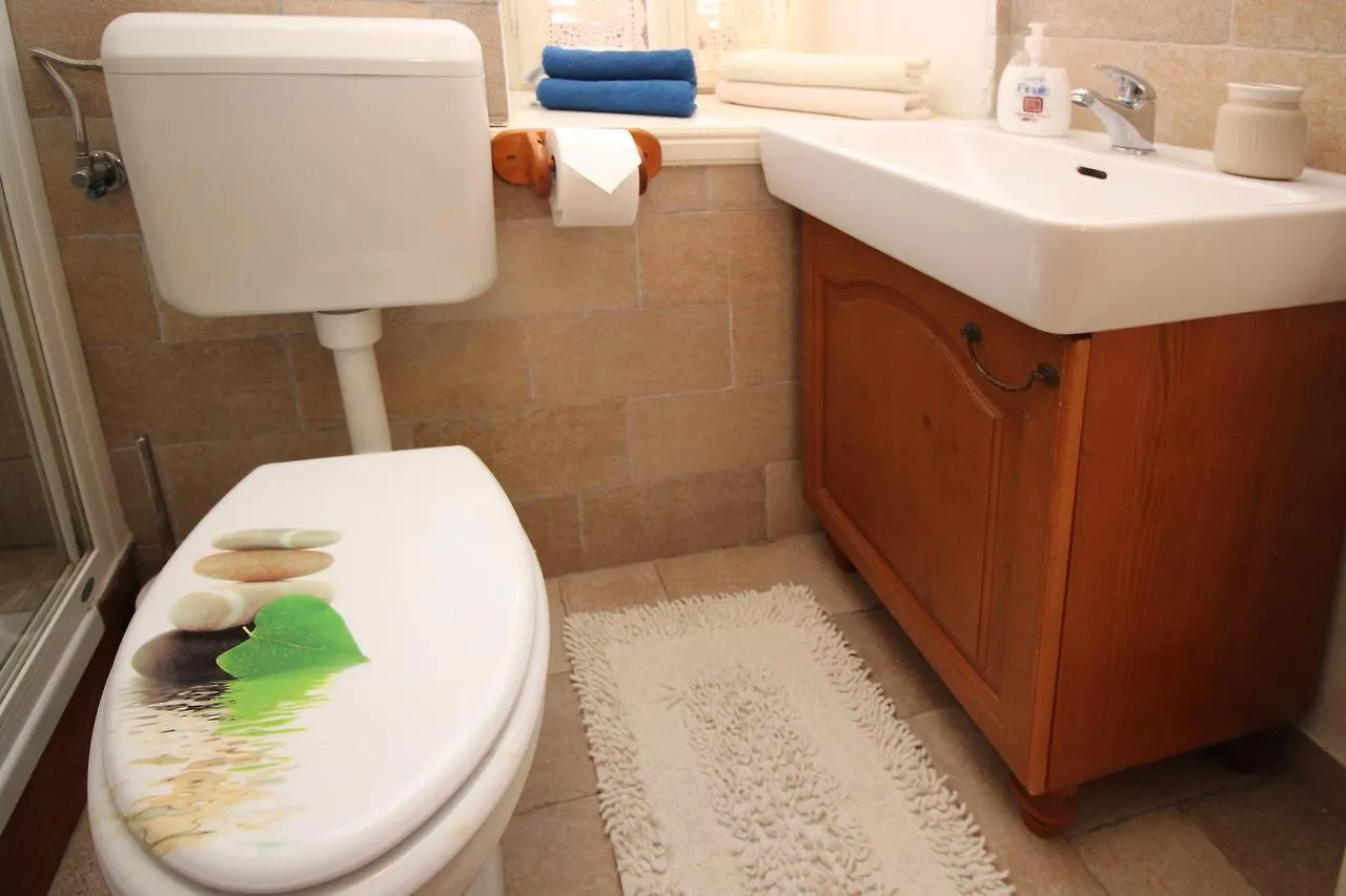 Authentic Baska Kruzna Apartment Baska (Krk)